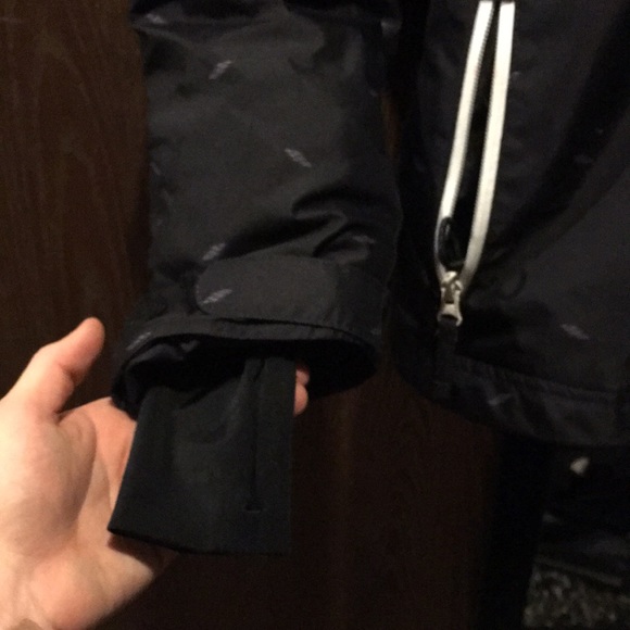 Women’s O’Neill Snowboard jacket. Size S. - Picture 2 of 4